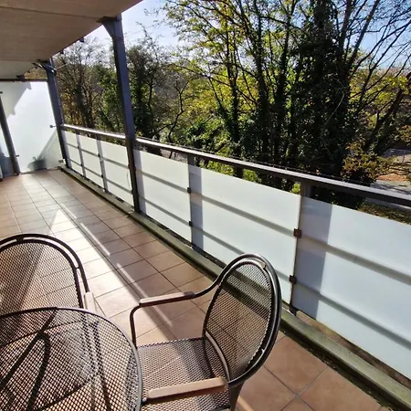 Modernes Mit Xxl-balkon Hannover