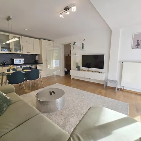 Apartman Modernes Mit Xl-balkon Hannover