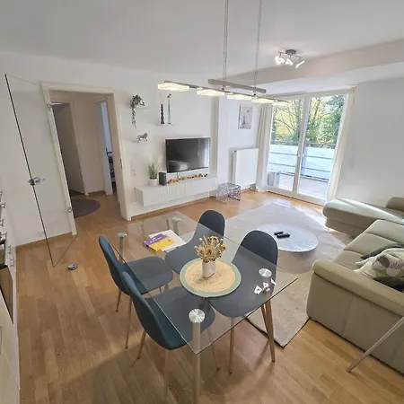 Modernes Mit Xl-balkon * ハノーファー